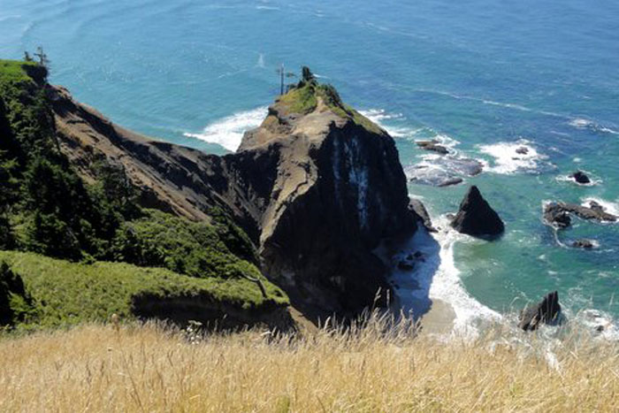 Palisades Condos nearby beaches